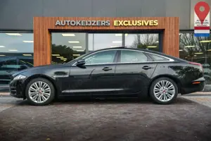 Jaguar XJ 3.0 V6D Portfolio Panodak leder navi kamera C Bild 5