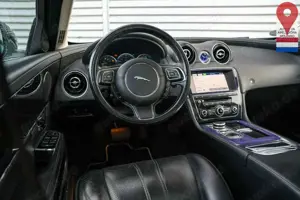 Jaguar XJ 3.0 V6D Portfolio Panodak leder navi kamera C Bild 4