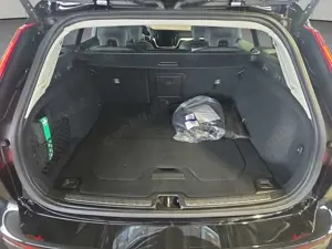 Volvo V60 T6 Plug-in Hybrid AWD Plus Dark Bild 2