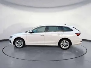 Skoda Octavia Combi 2.0 TDI DSG 4x4 Style Bild 3