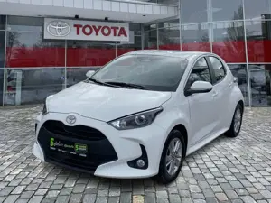 Toyota Yaris 1.5 Team D wenig KM * Top Gepflegter GW