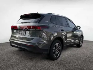 Volkswagen Tiguan 1.5 eTSI Life 360° LED ACC AHK NAVI Bild 3