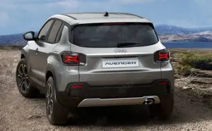 Jeep Avenger Summit MHEV Infotainment+Komfort Paket Bild 2