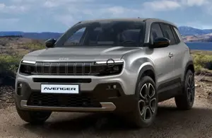 Jeep Avenger Summit MHEV Infotainment+Komfort Paket