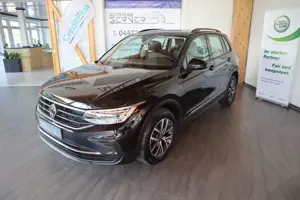 Volkswagen Tiguan 2.0 TDI DSG LIFE AHK*NAVI*KAMERA*LED