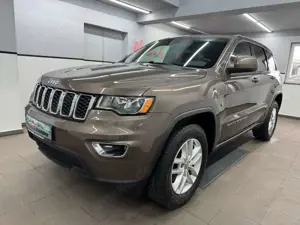 Jeep Grand Cherokee Laredo 3.6 Walnut/AHK2,8T/SHZ/NAV
