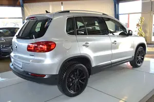 Volkswagen Tiguan Sport  Style BMT 4Motion XENON / NAVI Bild 4
