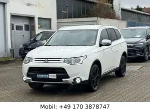 Mitsubishi Outlander Diamant Edition 4WD*1HAND*NAVI*KAMERA*