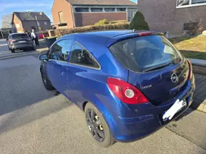 Opel Corsa 1.2 16V Bild 5