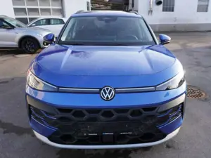 Volkswagen T-Roc Life 1.5 eTSI DSG Hybrid Panorama,AHK,LED,ACC