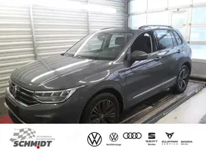 Volkswagen Tiguan 2.0 TDI Life STHZ eSD DCC AHK 4xSHZ