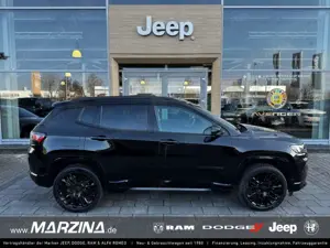 Jeep Compass High Altitude Teilleder LED ACC Apple CarPlay Andr