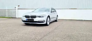 BMW 530 530d xDrive Touring Aut. Luxury Line