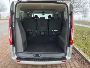 Ford Tourneo Custom Tourneo Custom 320 L2H1 VA Autm. Titanium