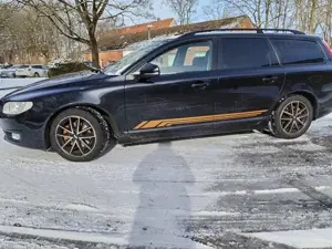 Volvo V70 Black Edition Leder TÜV Zahnriemen Inspektion Bild 3