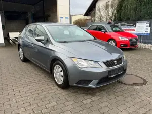 SEAT Leon Reference 1.2 TSI Bild 2