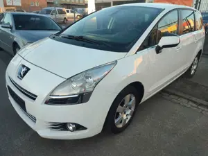 Peugeot 5008 Bild 5