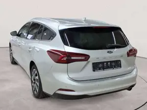 Ford Focus Focus Turnier 1.5 EcoBlue TITANIUM Bild 2