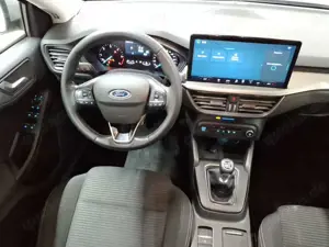 Ford Focus Focus Turnier 1.5 EcoBlue TITANIUM Bild 5