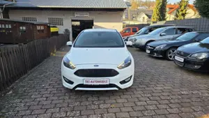 Ford Focus ST-Line Sitzh. Klimaauto. Navi Original Kilometer