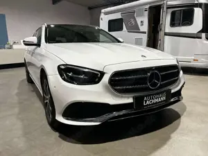 Mercedes-Benz E 300 T-Modell E 300 de, AHK, Panorama, DISTRONIC