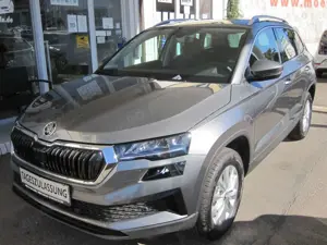 Skoda Karoq 1.5 TSI Sel. DSG/AHK/eHk/CAM/ACC/Alu/Lkrhz/LED