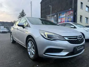 Opel Astra 1.4 Fließheck CNG 5-Türer ECOTEC LED Bild 3
