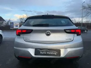 Opel Astra 1.4 Fließheck CNG 5-Türer ECOTEC LED Bild 5