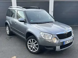 Skoda Yeti 1.2 TSI Elegance AHK PanoSD Leder Navi PDC 2. Hand