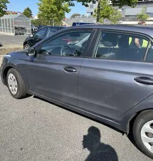 Hyundai i20 Select Bild 3