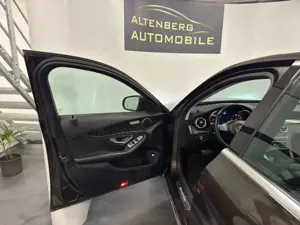 Mercedes-Benz C 220 d Limousine LED AHK PDC Tempomat Sitzhzg. Bild 5