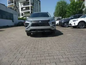 Mitsubishi Eclipse Cross Plug-in Hybrid BASIS 2.4 MIVEC 4WD Bild 5