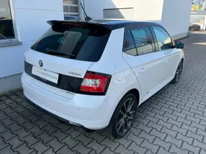 Skoda Fabia R5 DSG NAVI PDC RF-Kamera Sitzheizg DAB Bild 4