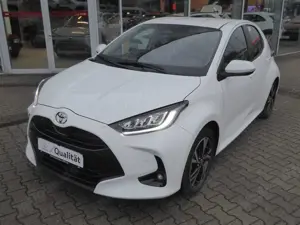 Toyota Yaris 1.5H Teamplayer+Comfort+Safety-Paket