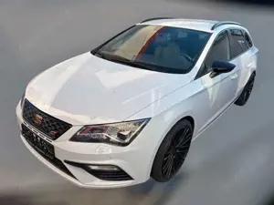 SEAT Leon ST Cupra 300