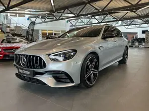 Mercedes-Benz E 63 AMG E 63 T S 4M+ PerfSitz/Abgas Keramik Neuzustand Bild 2