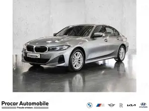 BMW 320 d Aut Nav LED Drive+Park Komfzg HiFi 17"