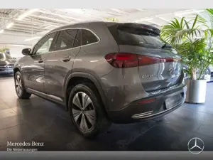 Mercedes-Benz EQA 250 PROG+ADVANCED+AHK+PANO+KAMERA+SPUR Bild 3