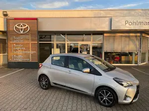 Toyota Yaris Hybrid Team D *PLUS-PAKET*