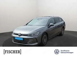 Volkswagen Passat Variant 2.0TDI DSG Elegance Matrix AHK Navi HUD 360° ACC