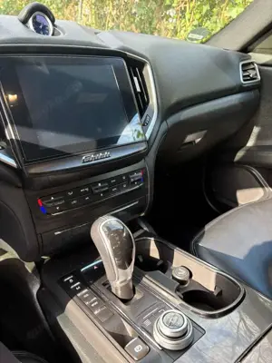 Maserati Ghibli Automatik Bild 4