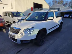 Skoda Yeti 2.0 TDI 4x4 Automatik/Navi/Ganzjahresreifen