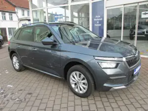 Skoda Kamiq 1.0 TSI Ambition*Klimaaut*RF-Kam*SHZG*AHZV*PDC*LED