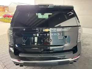 Chevrolet Suburban MY26 Suburban 6,2 High Country AHK  24" Luftfed. Bild 5