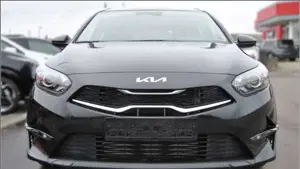 Kia Ceed / cee'd SW 1.0 T-GDI 100 Vision UVP 30.979 EUR Bild 2