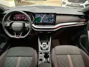 Skoda Octavia Combi RS 2,0 TSI 195 kW 7-Gang-DSG sofor Bild 5