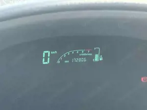 Toyota Yaris 1.0i Linea Terra GPS Bild 2