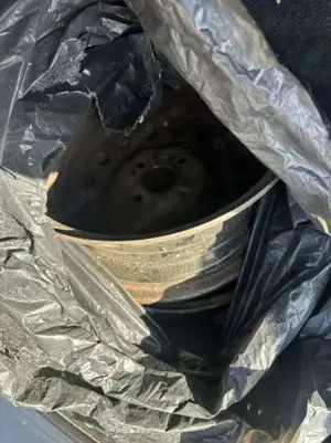 Toyota Yaris 1.0i Linea Terra GPS Bild 5