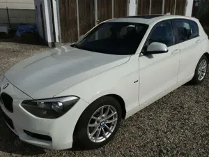 BMW 118 1er (5-Türer) 118i Sport Line