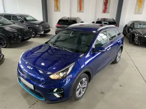 Kia Niro e-Niro Vision 64kWh Wä.Pumpe NAV RFK 3PH Bild 2